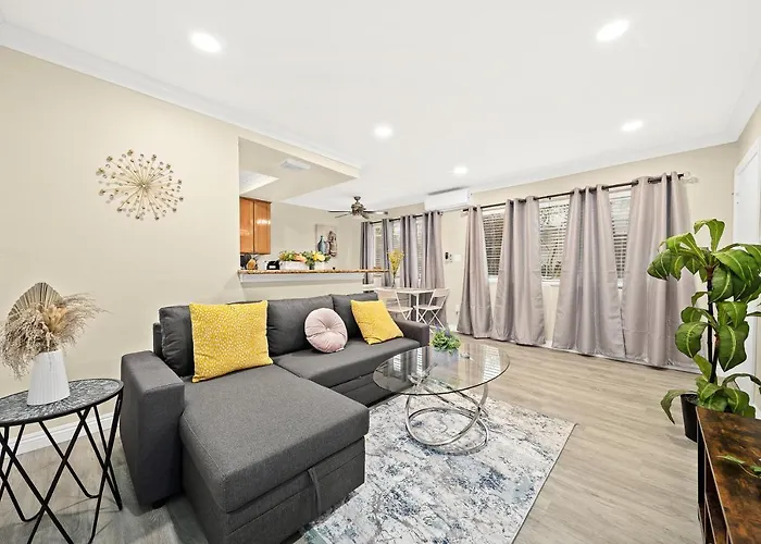 Cozy & Serene ~ 12Mins To Downtown La