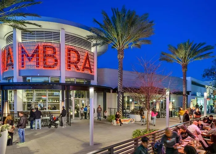 Cozy&Stylish Dt Alhambra Living Walk To Starbucks