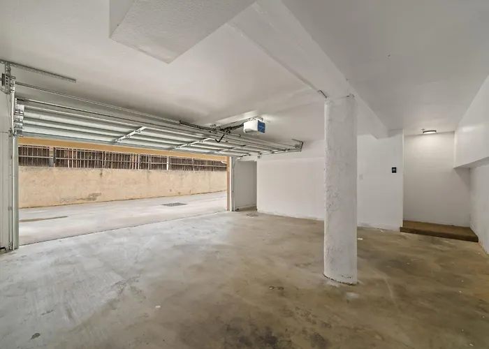 Luxurycondo Dtalhambra Near Starbucks Free2Parking